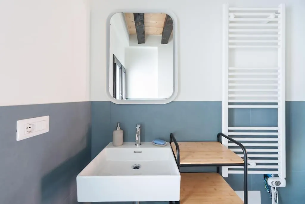 Ca' Ferrando, Brand New Apartment, Experienced Host! Венеция Апартаменты