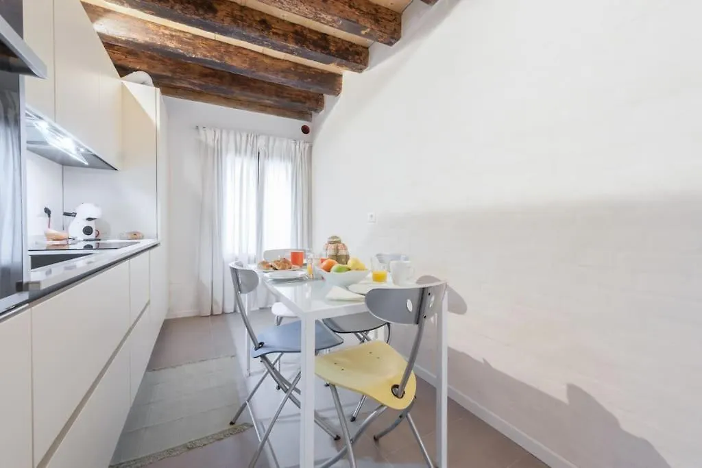 Апартаменты Ca' Ferrando, Brand New Apartment, Experienced Host! Венеция Италия