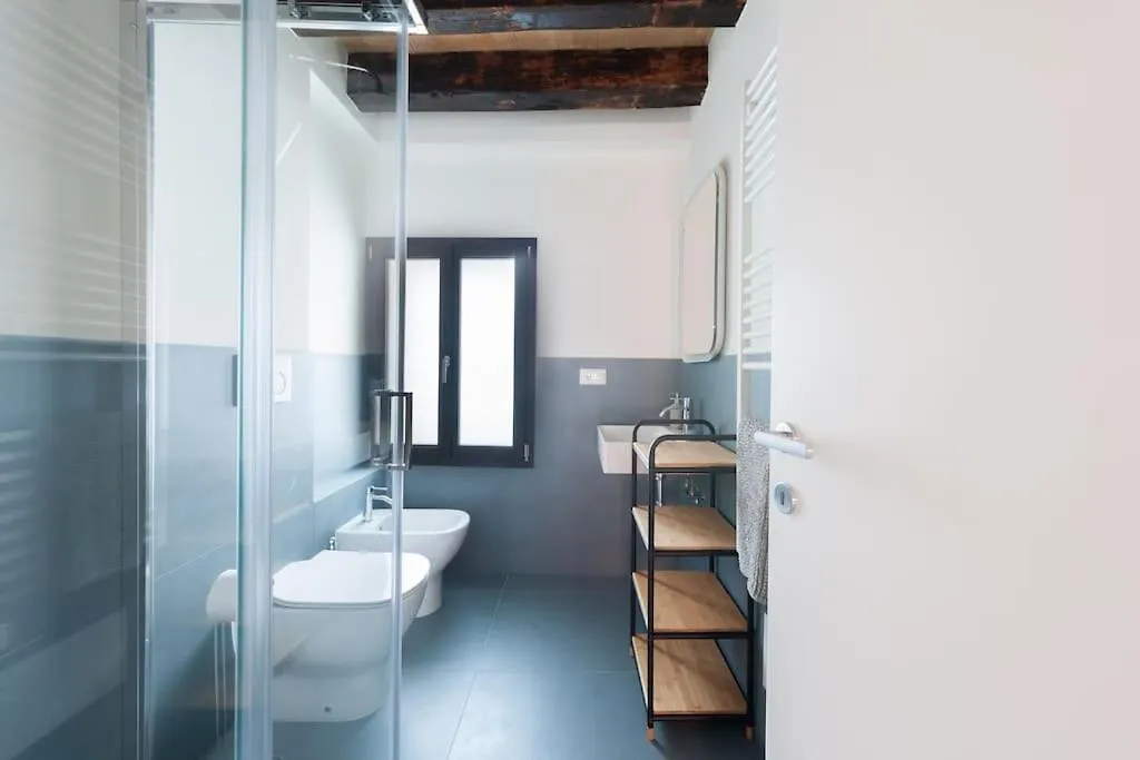Ca' Ferrando, Brand New Apartment, Experienced Host! Венеция